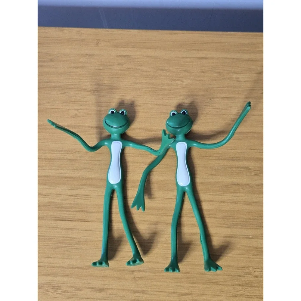 Sun Hill Vintage Bendable Frog Figure 5.5